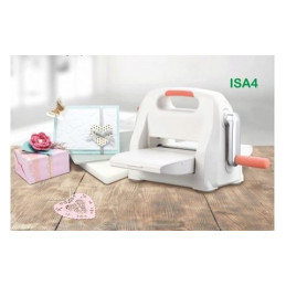 Fustellatrice Isabella f.to A4-Include:- macchina per tagliare e creare effetto rilievo- 1 base standard- 1 piano di taglio- 1 a